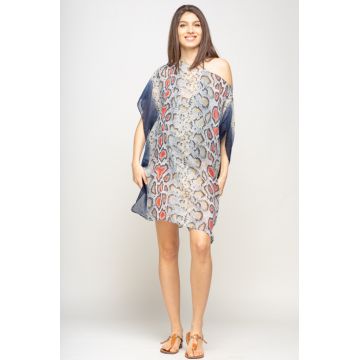 Rochie de plaja tip poncho cu model imitatie sarpe cu lateralele bleumarin, vascoza