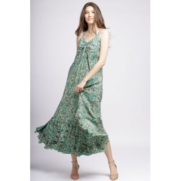 Rochie lunga cu bretelute din matase indiana cu volane si imprimeu vegetal verde