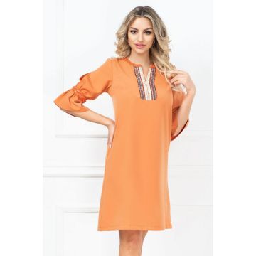 Rochie de zi traditionala caramizie cu volan la maneca