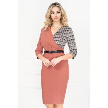 Rochie office conica coniac cu imprimeu pied du coq si curea in talie