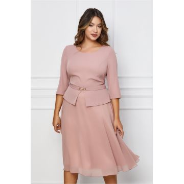 Rochie Vera roz cu peplum si accesoriu metalic in talie