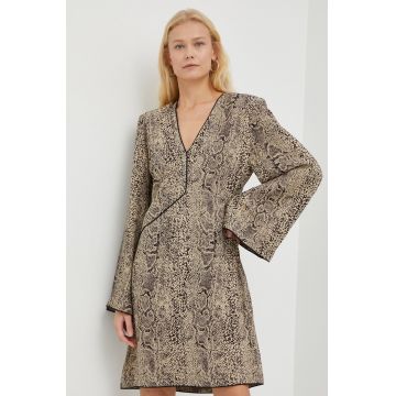 By Malene Birger rochie culoarea maro, midi, oversize