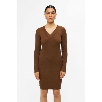 Rochie cu decolteu in V si aspect striat