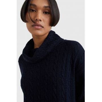 Rochie-pulover lejera din lana cu model torsade