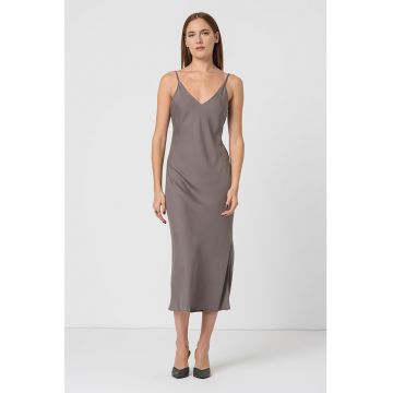 Rochie-furou cu decolteu in V