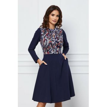 Rochie Moze bleumarin cu imprimeu gri-rosu la bust