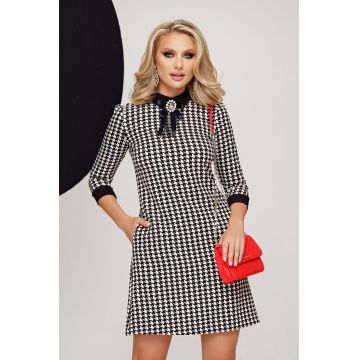 Rochie office Fofy croi in A cu imprimeu pied du coq si guler negru