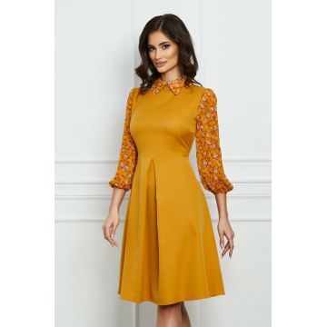 Rochie Dy Fashion galbena cu imprimeu pe maneci si guler