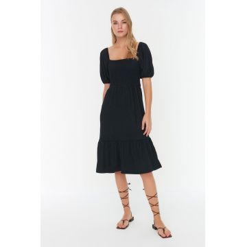 Rochie midi cu maneci bufante