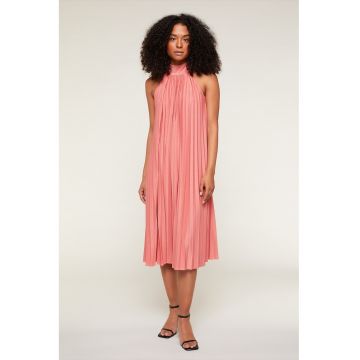 Rochie lejera si plisata