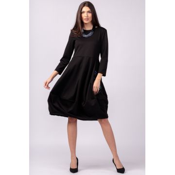 Rochie neagra, lalea, din bumbac, cu imprimeu pana stilizata