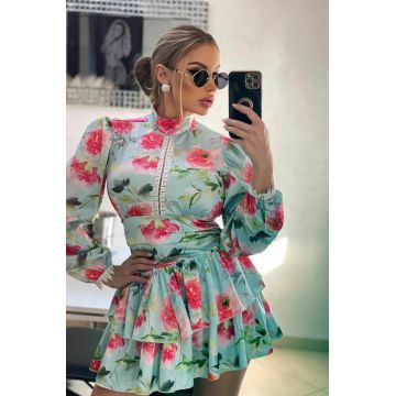 Rochie Dama Cu Volane si Spate Gol din Satin, Moonlight, Model Floral pe Fond Albastru