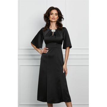 Rochie Dy Fashion neagra cu inchidere tip bijuterie la decolteu