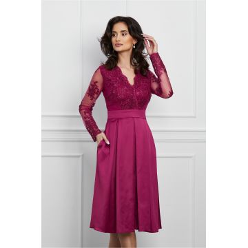 Rochie Ella Collection Cassi magenta cu broderie la bust