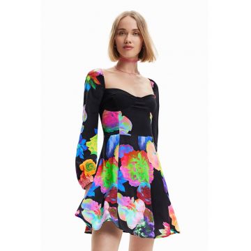 Rochie evazata cu imprimeu floral