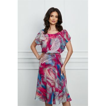 Rochie Klera fuchsia cu imprimeu multicolor si accesoriu metalic in talie