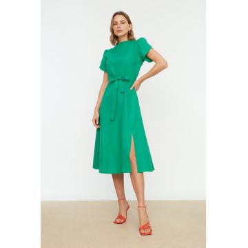 Rochie midi cu croiala in A si slit lateral