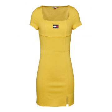 Rochie cambrata cu slit frontal