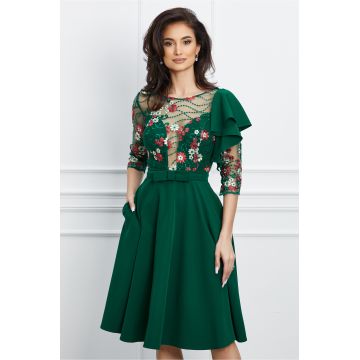 Rochie MBG verde cu dantela florala la bust si volan pe umar