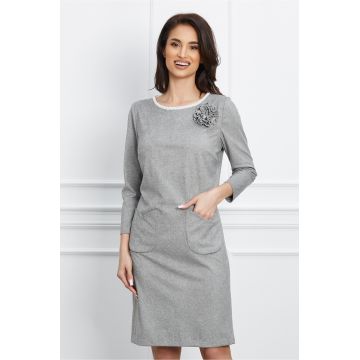Rochie Ramona gri cu aplicatie florala si buzunare