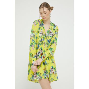 Superdry rochie culoarea galben, mini, evazati