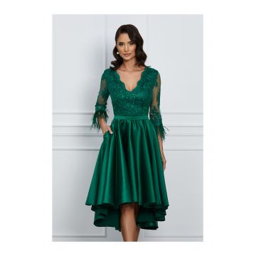 Rochie MBG verde cu bust din dantela si pene la maneci