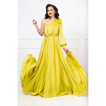 Rochie de lux Medeea lime lunga cu floare pe umar si detaliu pretios in talie