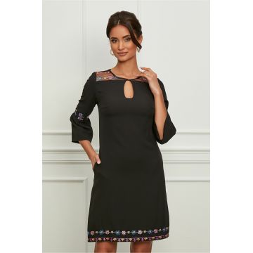 Rochie Moze neagra cu broderie discreta