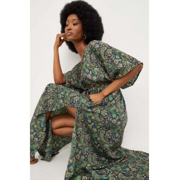 Answear Lab rochie din matase culoarea verde, maxi, drept
