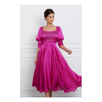 Rochie Bianca magenta cu strasuri la bust si curea in talie