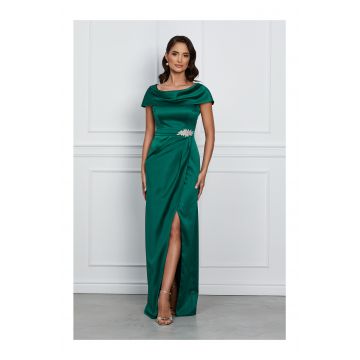 Rochie MBG lunga verde cu aplicatie in talie