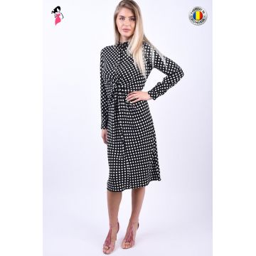 Rochie tip camasa cu buline albe din vascoza