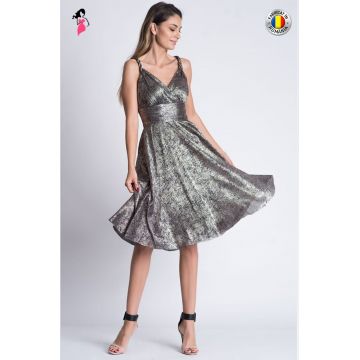 Rochie Xara de seara din material vaporos cu decolteu petrecu