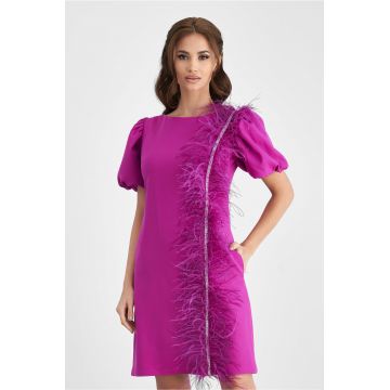 Rochie MBG fucsia cu pene si strasuri