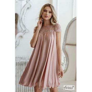 Rochie eleganta cu croiala lejera