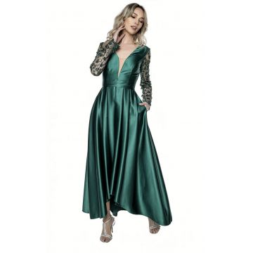 Rochie eleganta din tafta verde cu broderie 3D la brate