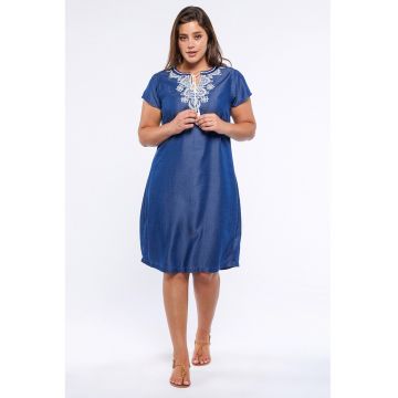 Rochie de lyocell cu detalii brodate