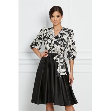 Rochie Dy Fashion neagra din satin cu imprimeu la bust