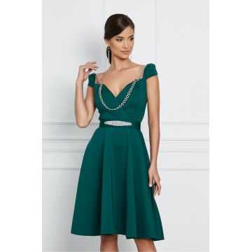 Rochie Gabriela verde din neopren cu aplicatie tip lant si curea in talie