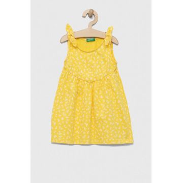 United Colors of Benetton rochie din bumbac pentru copii culoarea galben, mini, evazati