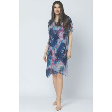 Rochie midi, cu imprimeu abstract albastru-fucsia, din matase naturala