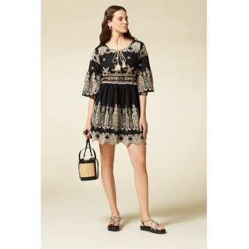 Rochie mini cu broderie etnica