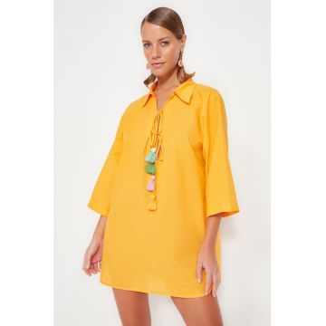 Rochie lejera cu guler clasic