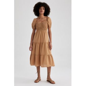 Rochie midi evazata
