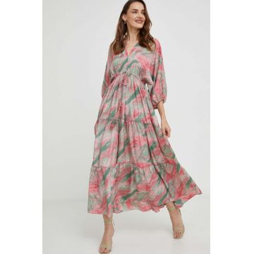 Answear Lab rochie de matase culoarea verde, maxi, evazati