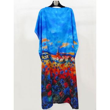 Rochie de plaja lunga tip poncho din matase cu peisaj cu maci pe fond albastru