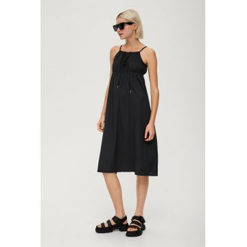 Rochie midi cu decupaj in V