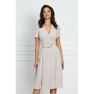 Rochie Simona bej cu decolteu petrecut si curea in talie