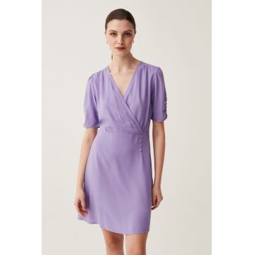 Rochie mini cu decolteu cache-coeur